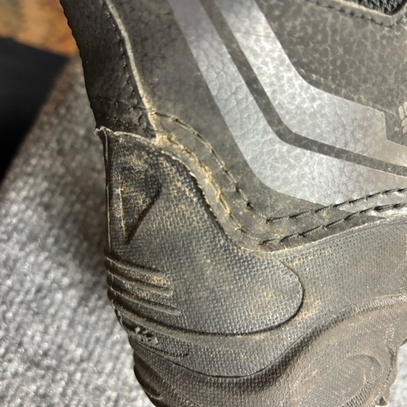 COLUMBIA Kids Insulated Bugaboot Winter Snow Boots black/blue size: 1 - Picture 5 of 10